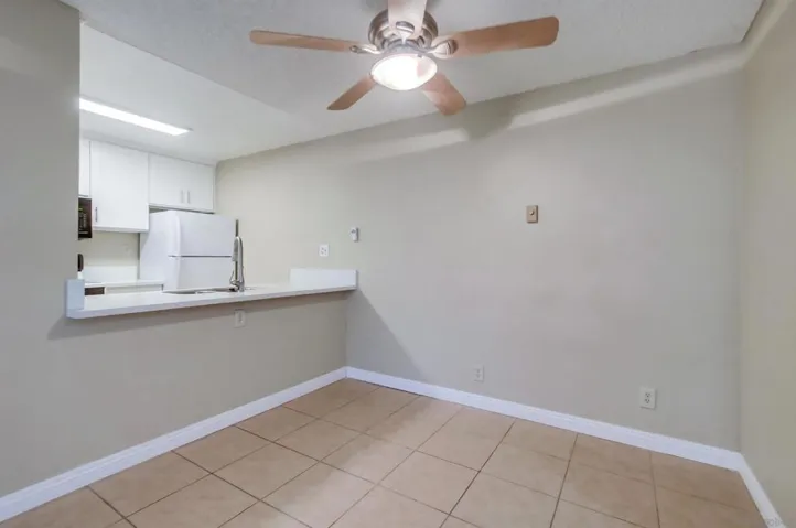 8324 Regents Rd 1o, San Diego, California 92122