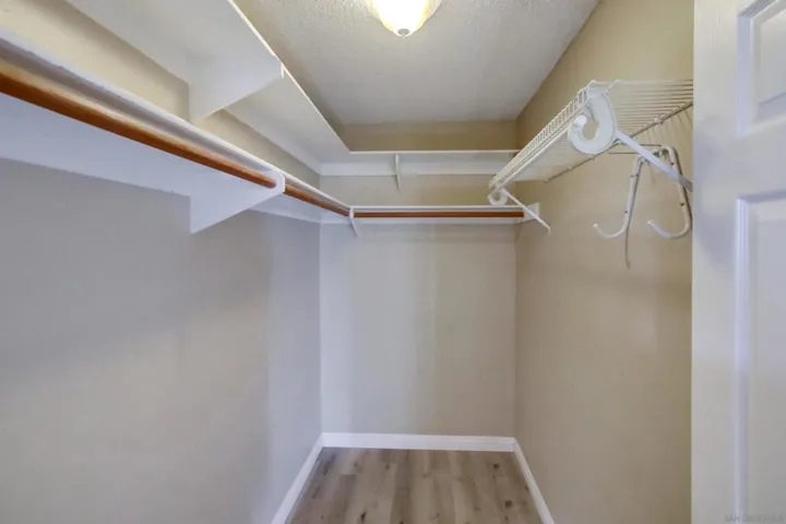 8324 Regents Rd 1o, San Diego, California 92122