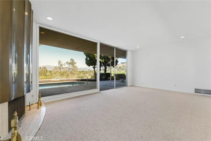 11443 Dona Teresa Drive, Studio City, California 91604