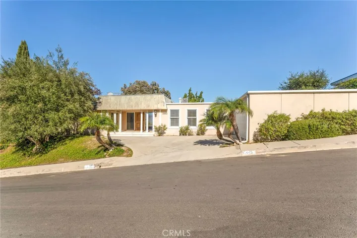 11443 Dona Teresa Drive, Studio City, California 91604