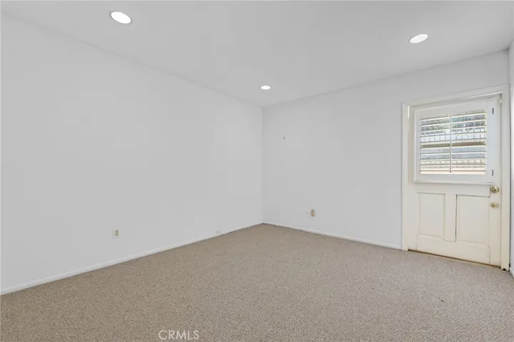 11443 Dona Teresa Drive, Studio City, California 91604