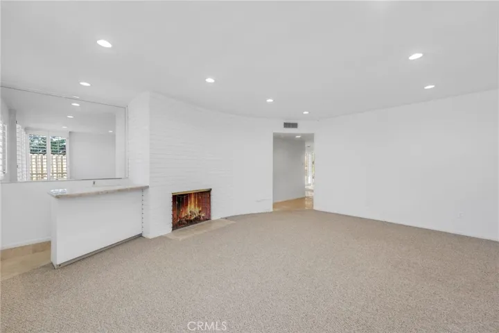 11443 Dona Teresa Drive, Studio City, California 91604