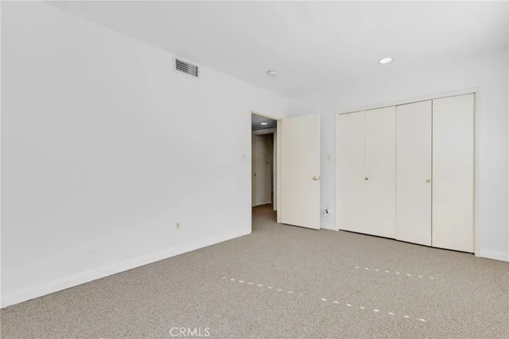 11443 Dona Teresa Drive, Studio City, California 91604