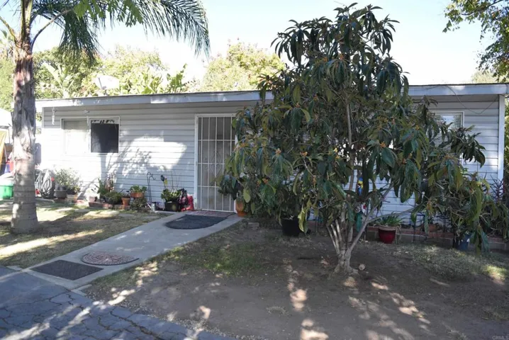 138 Richfield, El Cajon, California 92020
