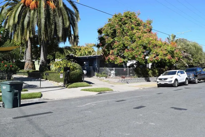 138 Richfield, El Cajon, California 92020