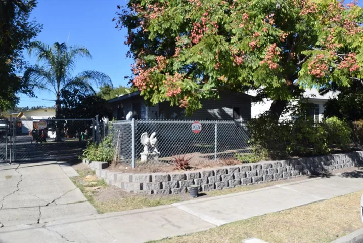138 Richfield, El Cajon, California 92020