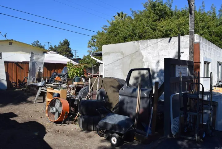 138 Richfield, El Cajon, California 92020