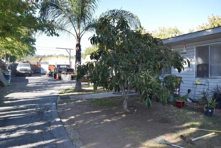 138 Richfield, El Cajon, California 92020