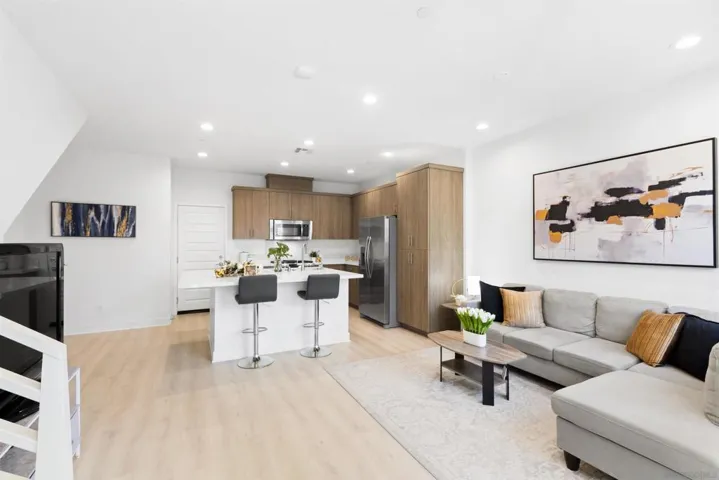 10961 Malamet Court, San Diego, California 92126