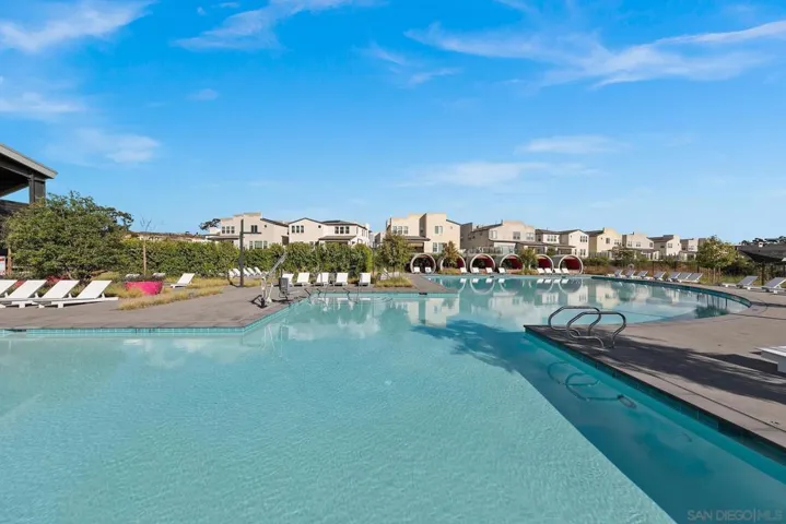 10961 Malamet Court, San Diego, California 92126