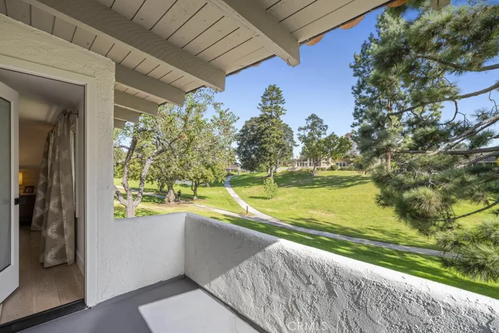 2036 Vista Cajon, Newport Beach, California 92660
