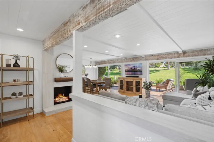 2036 Vista Cajon, Newport Beach, California 92660
