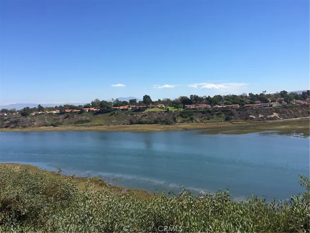 2036 Vista Cajon, Newport Beach, California 92660
