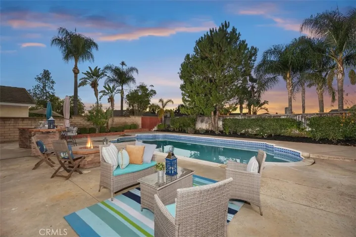 21031 Shadow Rock Lane, Rancho Santa Margarita, California 92679