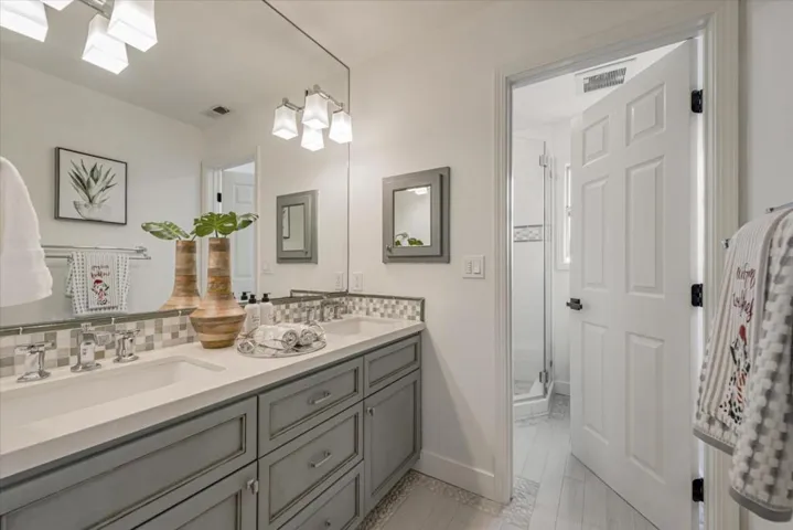 587 Sleeper Avenue, Mountain View, California 94040