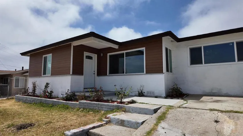 5382 Bonita Drive, San Diego, California 92114