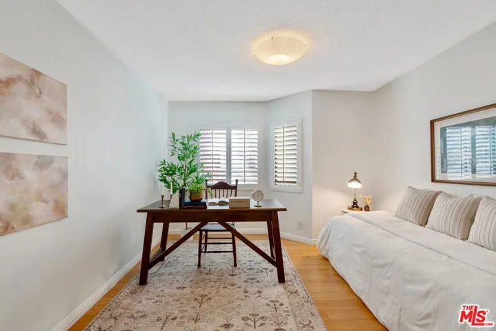 15050 Sherman Way 210, Van Nuys, California 91405