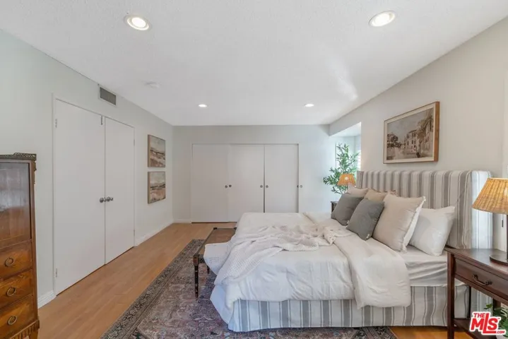 15050 Sherman Way 210, Van Nuys, California 91405