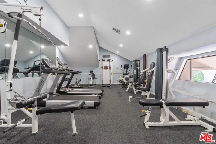 15050 Sherman Way 210, Van Nuys, California 91405