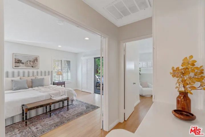 15050 Sherman Way 210, Van Nuys, California 91405