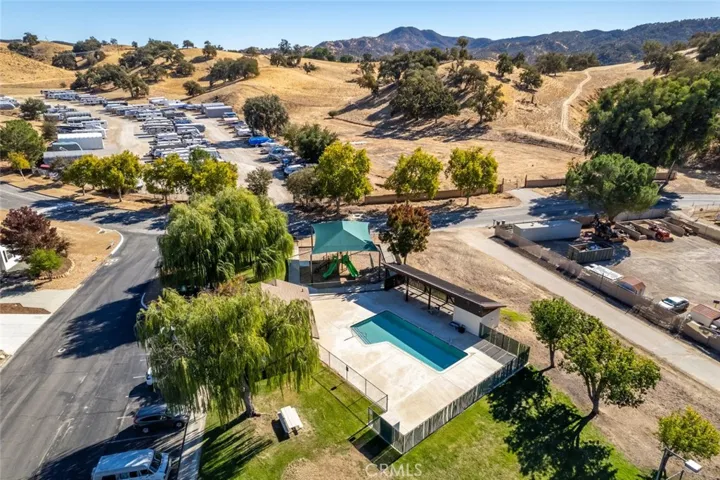 2442 Barn Road, Paso Robles, California 93446