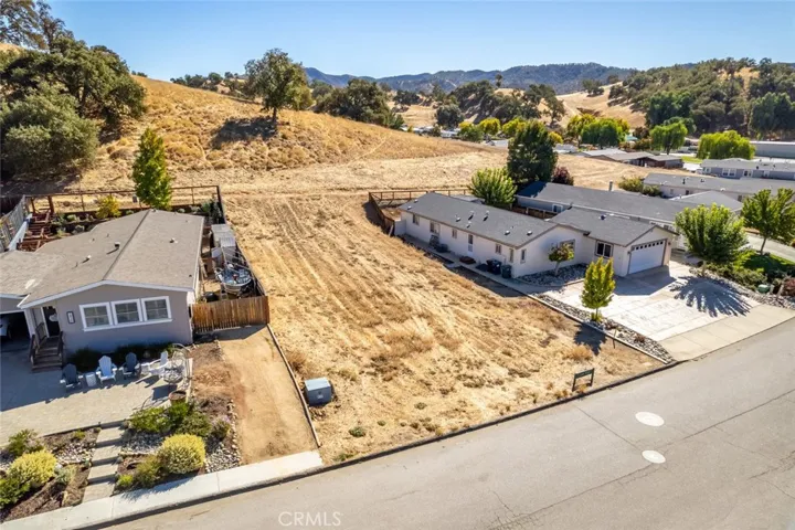 2442 Barn Road, Paso Robles, California 93446