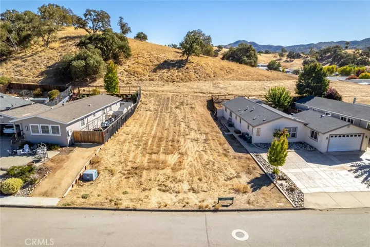 2442 Barn Road, Paso Robles, California 93446