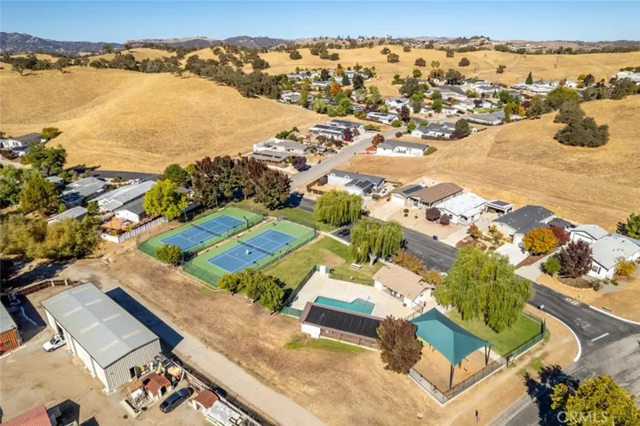 2442 Barn Road, Paso Robles, California 93446