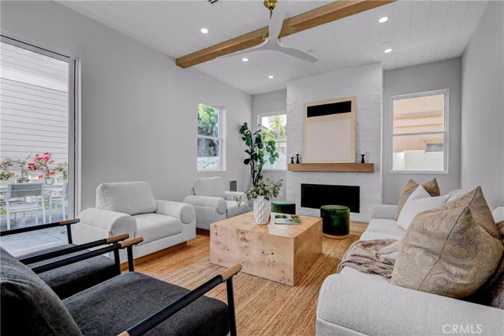 2322 Marshallfield Lane, Redondo Beach, California 90278