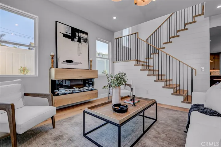 2322 Marshallfield Lane, Redondo Beach, California 90278