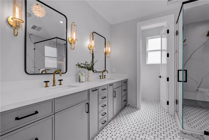 2322 Marshallfield Lane, Redondo Beach, California 90278