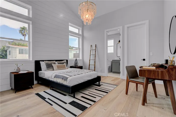 2322 Marshallfield Lane, Redondo Beach, California 90278