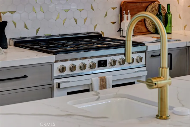 2322 Marshallfield Lane, Redondo Beach, California 90278