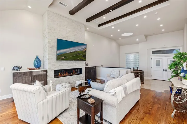 24536 Santa Clara Avenue, Dana Point, California 92629