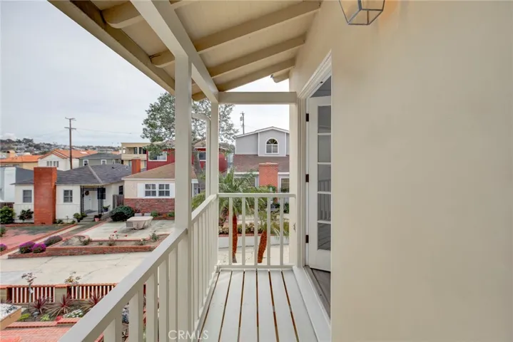 333 5th Street, Manhattan Beach, California 90266