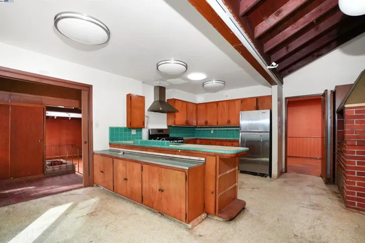 201 Amherst Ave, Kensington, California 94708