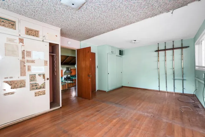 201 Amherst Ave, Kensington, California 94708