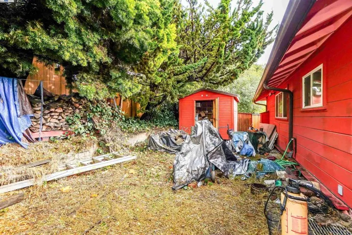 201 Amherst Ave, Kensington, California 94708