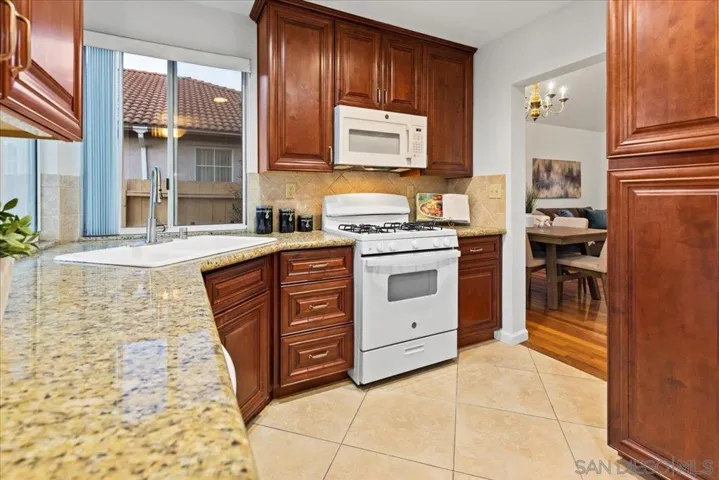 11360 Herring Cove, San Diego, California 92126