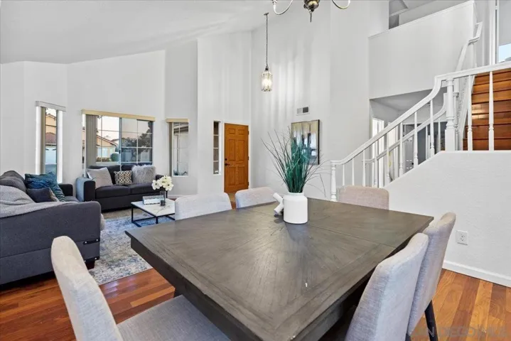 11360 Herring Cove, San Diego, California 92126