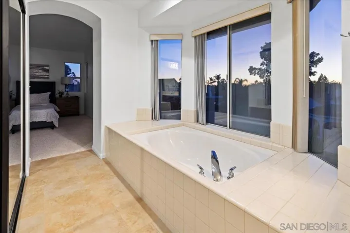 11360 Herring Cove, San Diego, California 92126