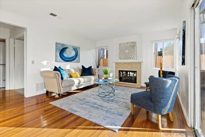 11360 Herring Cove, San Diego, California 92126