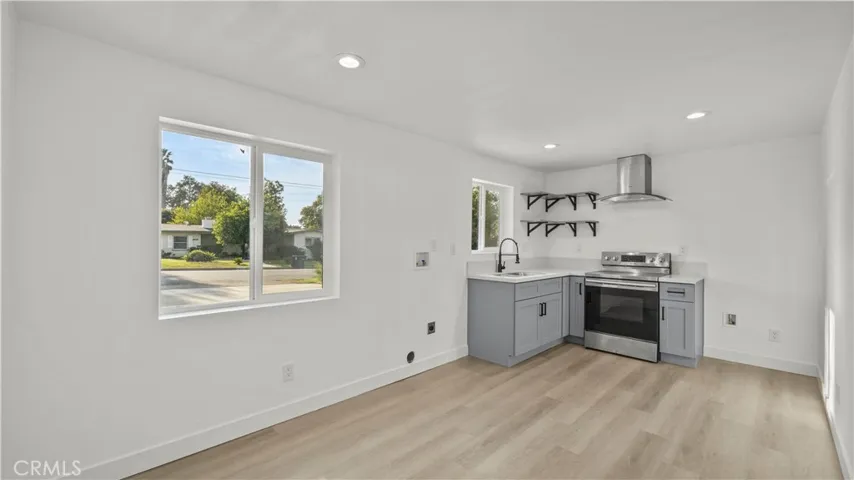 960 Chestnut Avenue, Redlands, California 92373