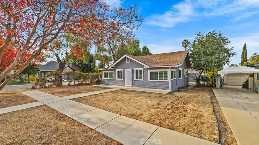 960 Chestnut Avenue, Redlands, California 92373