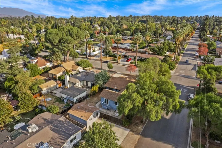 960 Chestnut Avenue, Redlands, California 92373