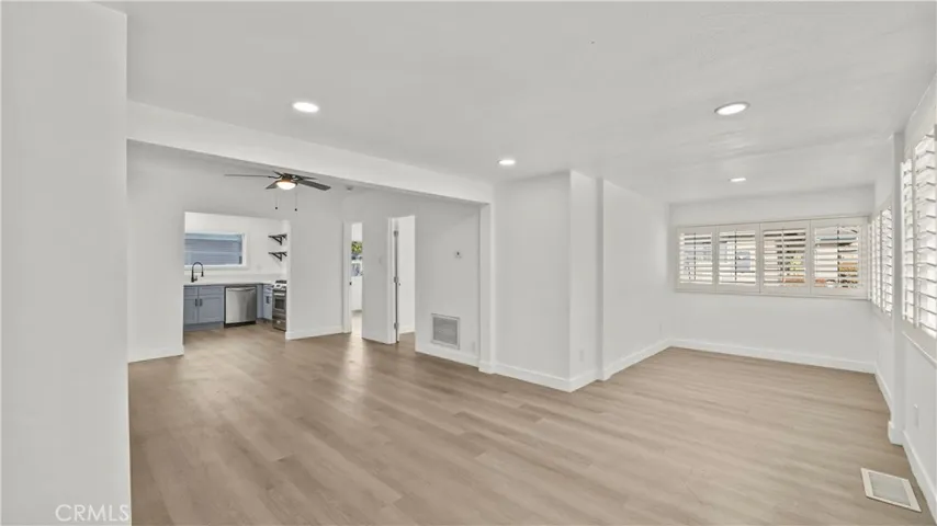 960 Chestnut Avenue, Redlands, California 92373