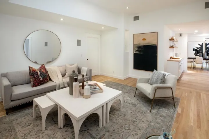 345 Arboleda Drive, Los Altos, California 94024