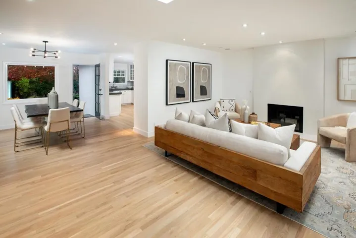 345 Arboleda Drive, Los Altos, California 94024