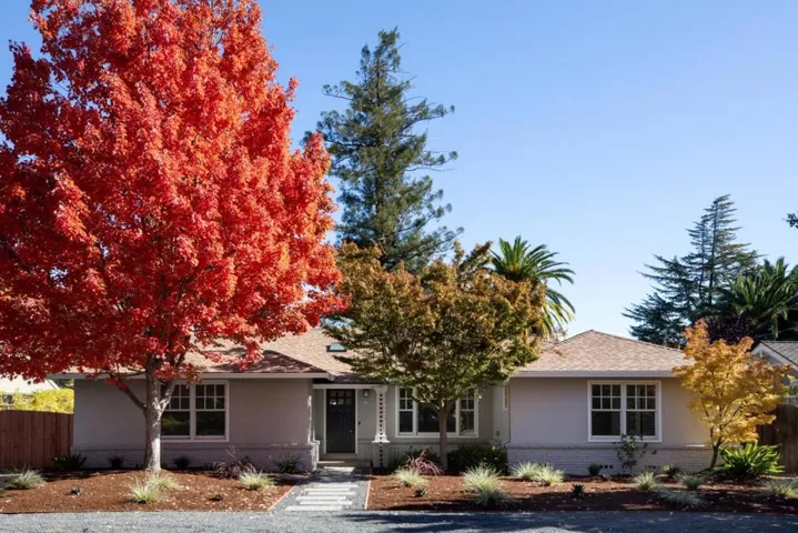 345 Arboleda Drive, Los Altos, California 94024