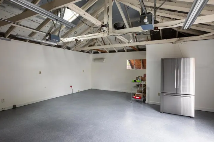 345 Arboleda Drive, Los Altos, California 94024
